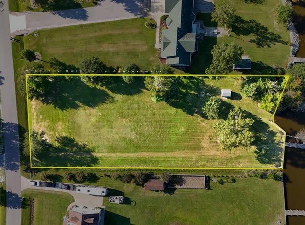 449 Pointe Vista Drive lot: 24, Elizabeth City, NC 27909