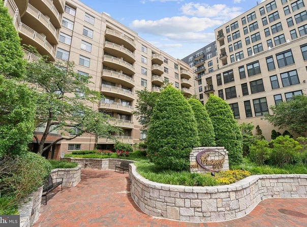 7111 WOODMONT AVE #316, BETHESDA, MD 20815