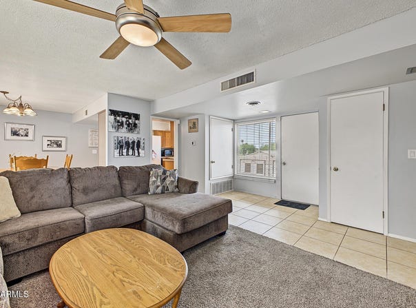 725 S POWER Road, Mesa, AZ 85206