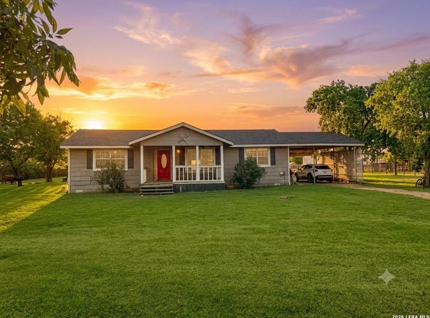 282 Cr 4603, Dilley, TX 78017