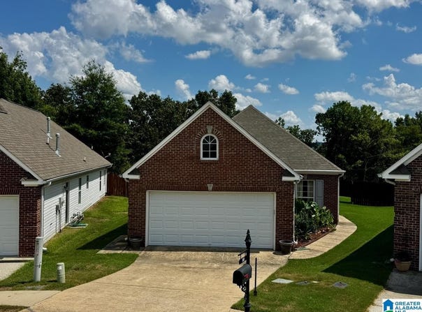 110 HIGH RIDGE TRACE, PELHAM, AL 35124