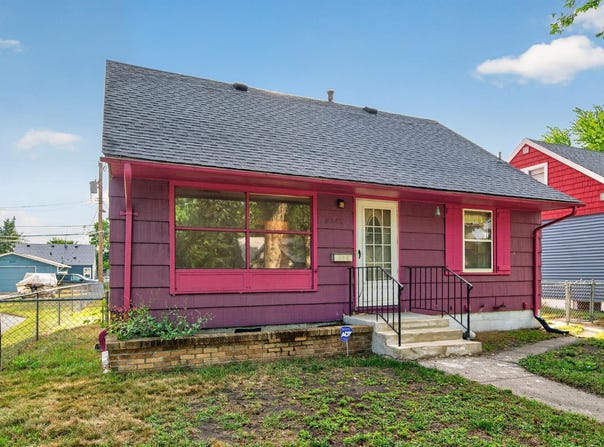 5242 James Avenue N, Minneapolis, MN 55430