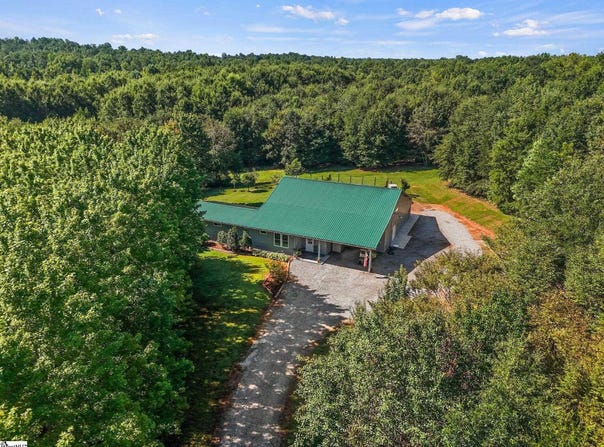 770 Dickson Road, Campobello, SC 29322