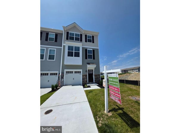 340 AQUA Square, EDGEWOOD, MD 21040