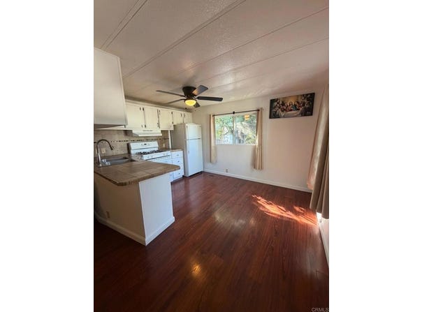 1455 Alturas Rd, Fallbrook, CA 92028