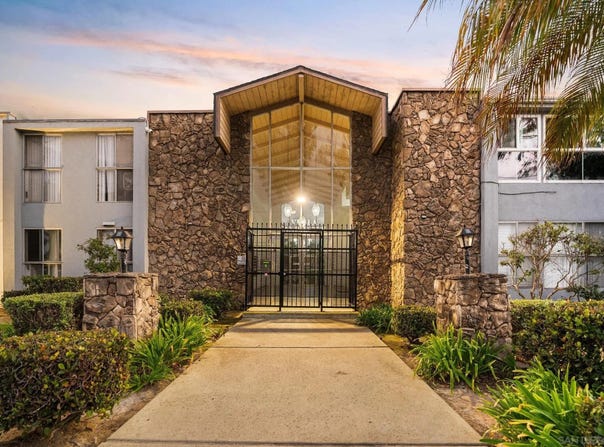 279 moss st, Chula Vista, CA 91911