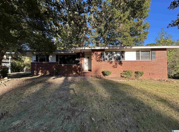 1613 4TH STREET, CENTER POINT, AL 35215