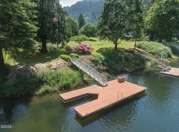 664 Little Switzerland Road, Tidewater, OR 97390