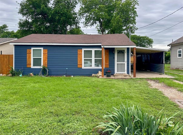 606 Lilly Street, Cleburne, TX 76033