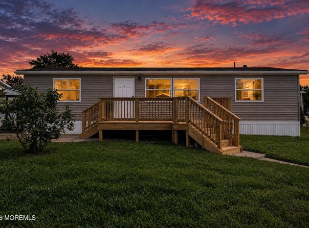 200 2nd Street, Jackson, NJ 08527