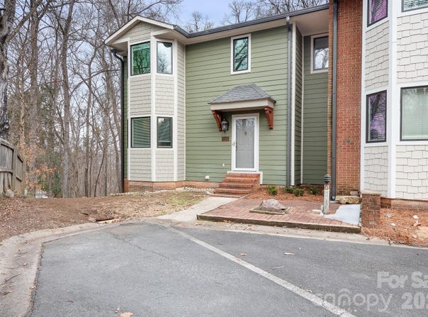 1126 Hanford Place NW, Concord, NC 28027