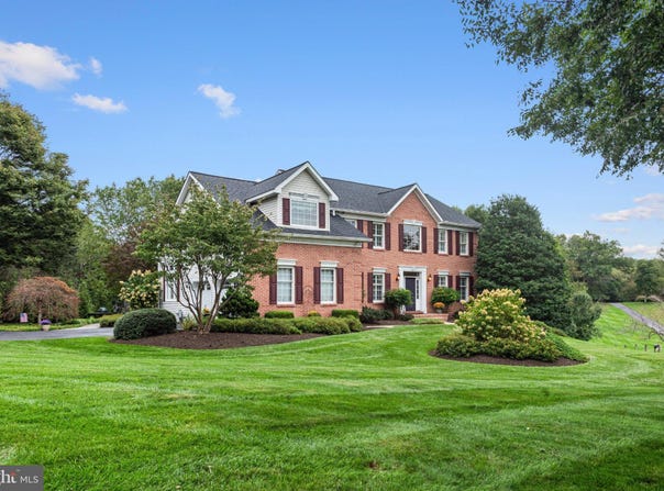 1 LANTERN Circle, PARKTON, MD 21120
