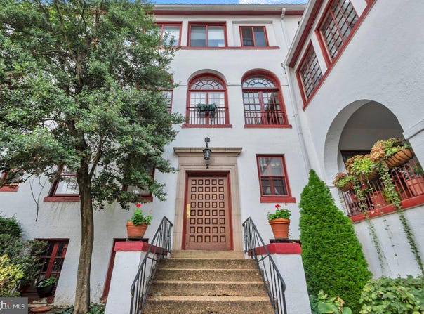 230 STONY RUN LN., BALTIMORE, MD 21201