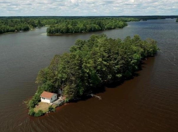 100 CHICAGO ISLAND, Tomahawk, WI 54487