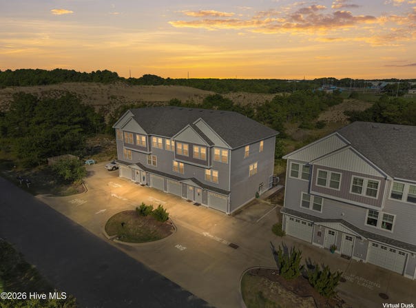 902 W Corrigan Street, Kill Devil Hills, NC 27948