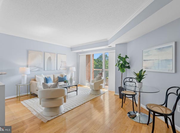 3101 N HAMPTON Drive, ALEXANDRIA, VA 22302