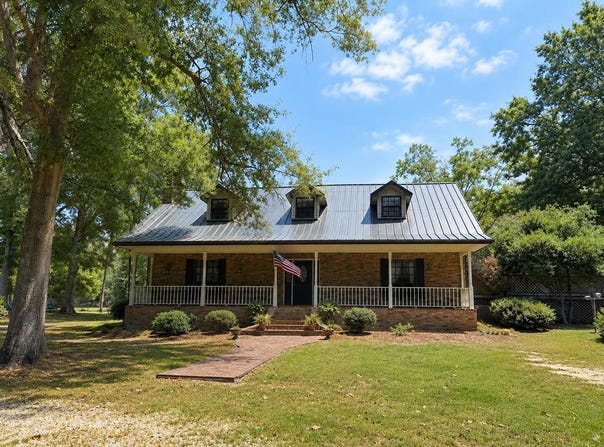 79 Jackson Dr, Columbia, MS 39429