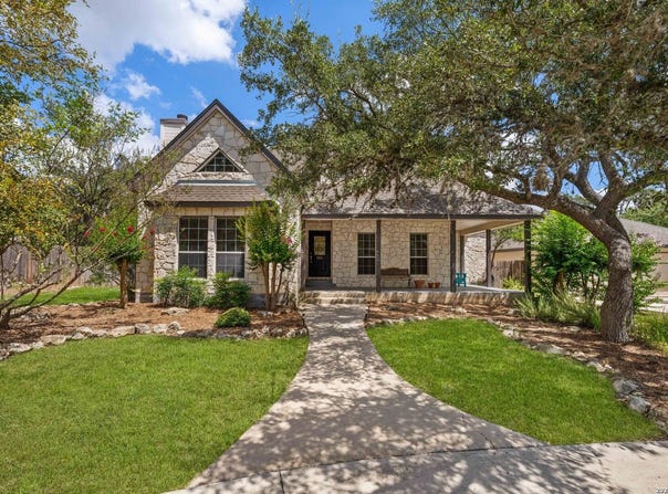 134 WOODLAND BLVD, Boerne, TX 78006