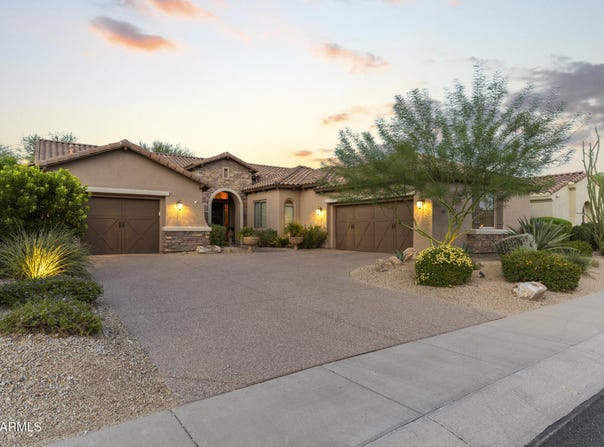 3948 E PARKSIDE Lane, Phoenix, AZ 85050