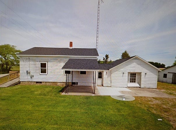 408 New Washington Rd, Sycamore, OH 44882