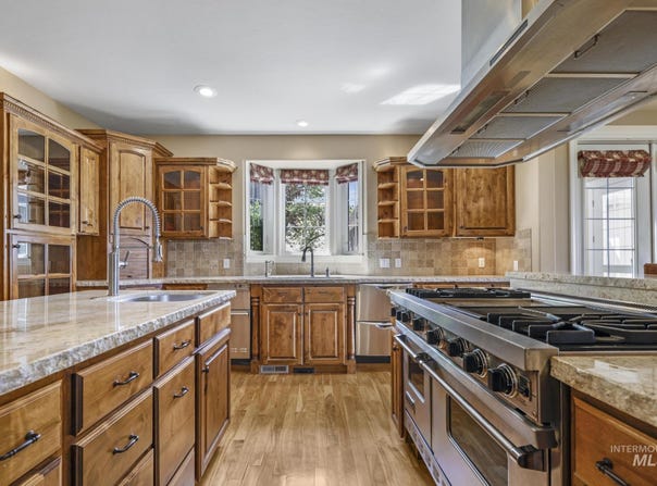 1526 Highway 26, Gooding, ID 83330