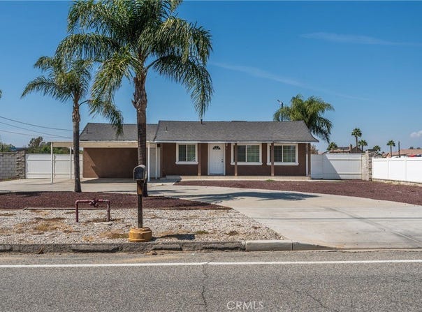 10674 Locust Avenue, Bloomington, CA 92316