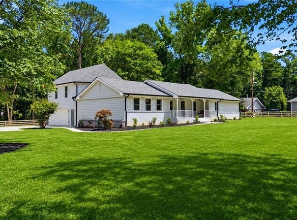 2450 tennyson trail, Grayson, GA 30017