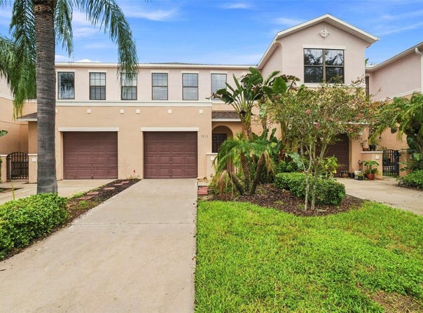 7212 STERLING POINT Court, GIBSONTON, FL 33534