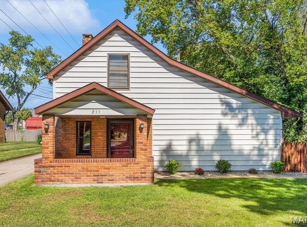 211 E Monroe Street, Belleville, IL 62220