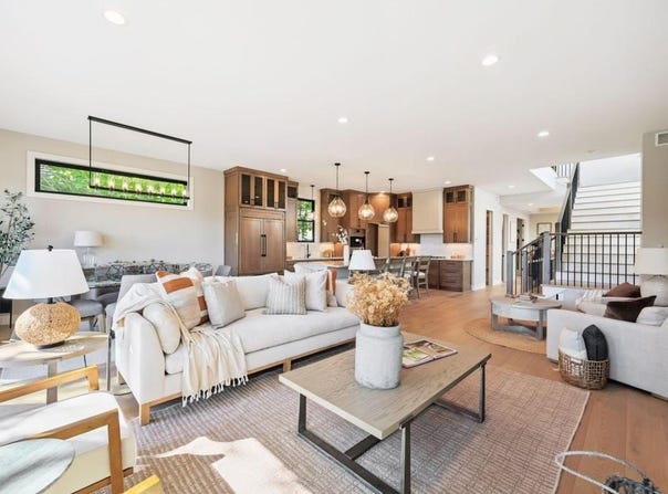 3061 Lake Shore Boulevard, Minnetonka, MN 55391
