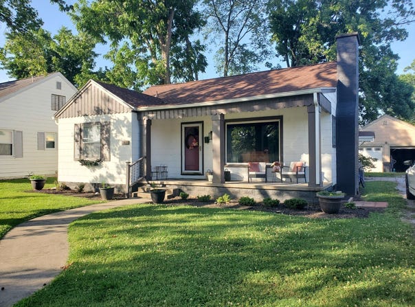 128 11th Street, Carmi, IL 62821