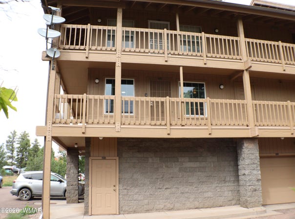 93 E White Mountain Boulevard, Pinetop, AZ 85935