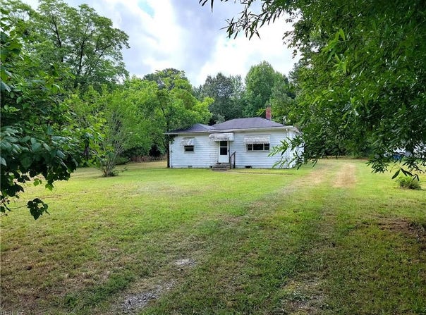127 Philhower Drive, Suffolk, VA 23434