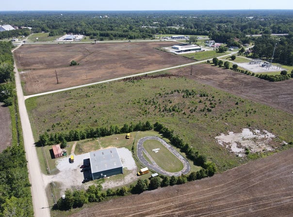 Auction Ave, Darlington, SC 29532