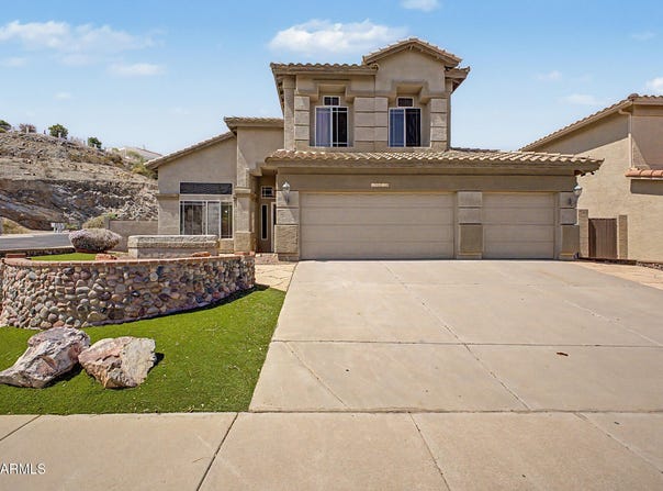 16018 S 9TH Place, Phoenix, AZ 85048