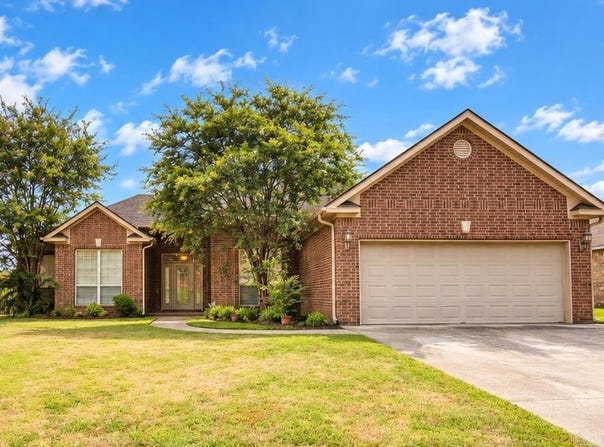 165 Pumice Dr, Sherwood, AR 72120