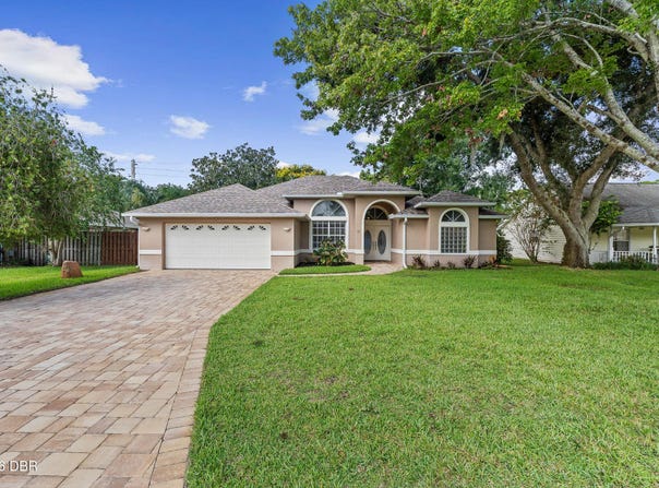 12 China Moon Drive, Ormond Beach, FL 32174