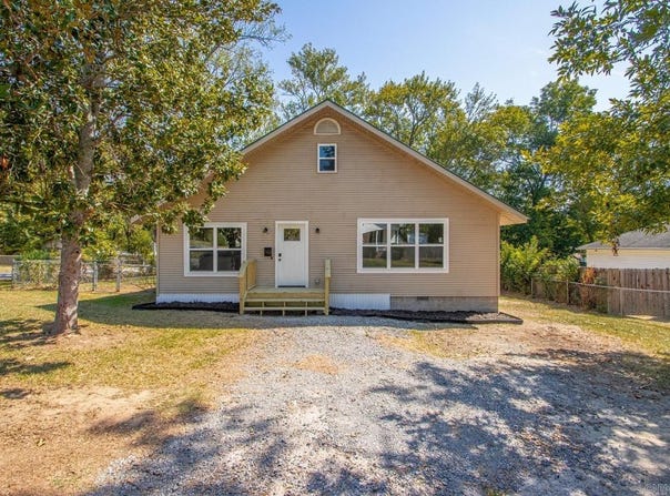 504 Neely St, Benton, AR 72015-8866