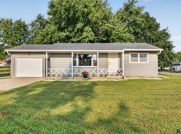 400 S Jefferson St, Humboldt, SD 57035