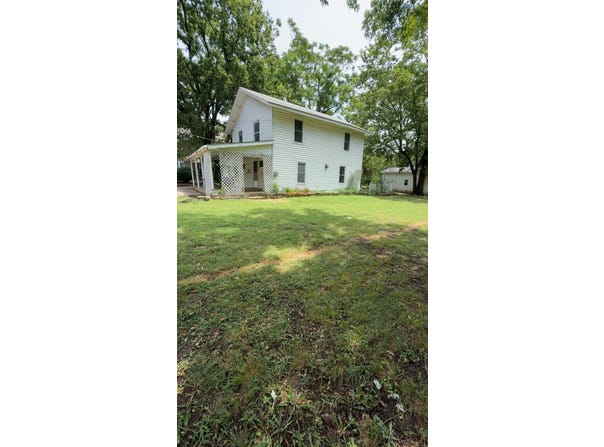 311 W Towanda, El Dorado, KS 67042