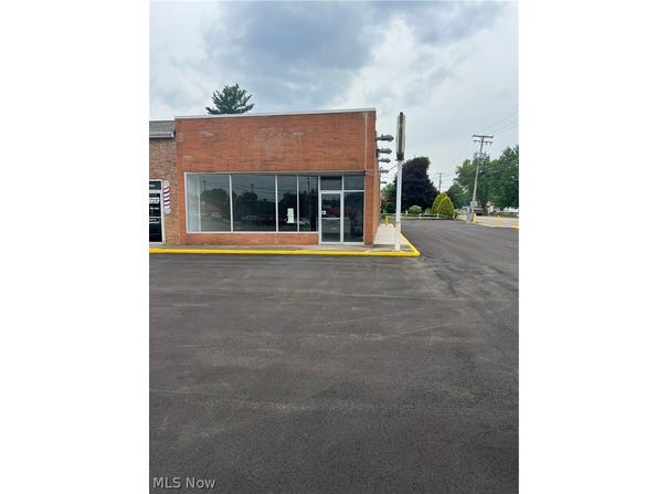 5904 south Avenue, Boardman, OH 44512