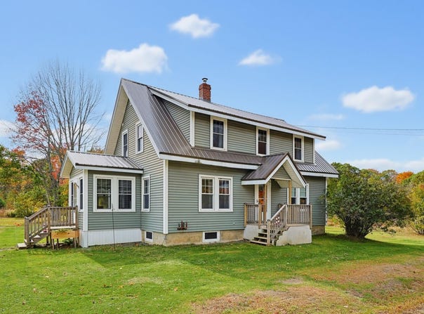 2798 N Belfast Avenue, Augusta, ME 04330