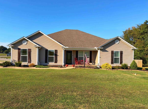 300 Sunset Dr, Paragould, AR 72450