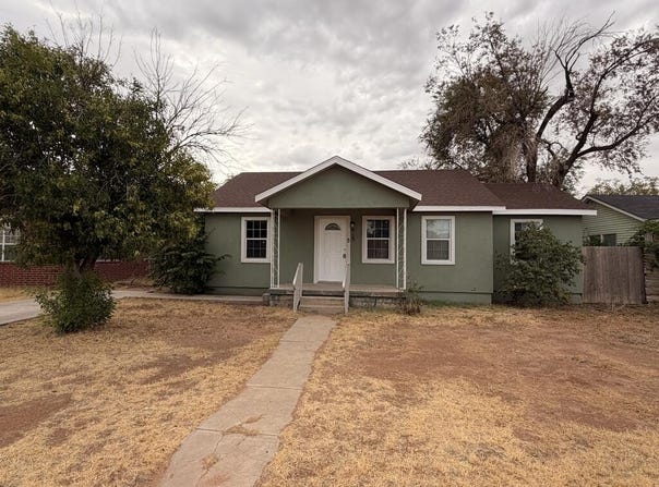 915 W 20th St, Odessa, TX 79763