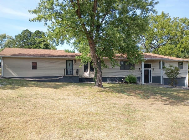 557 E Church Street, Granby, MO 64844