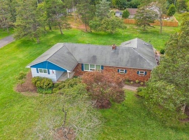 913 Madison Ave, Bridgewater Twp., NJ 08807-1131