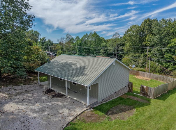 211 Ridgeway Drive, Morehead, KY 40351