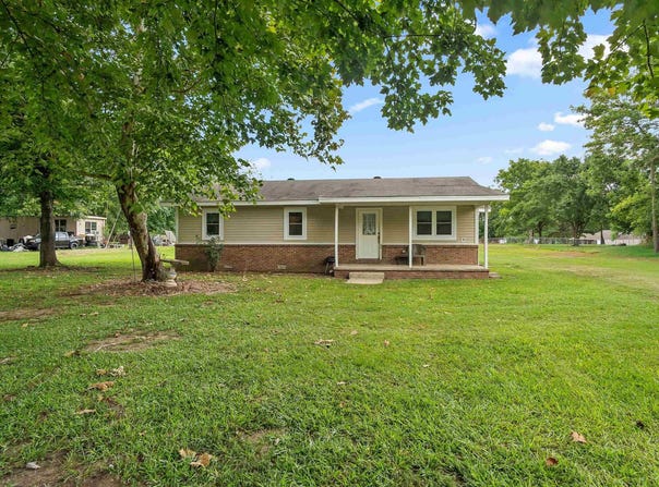 175 Charlie Loop Road, Lonoke, AR 72086