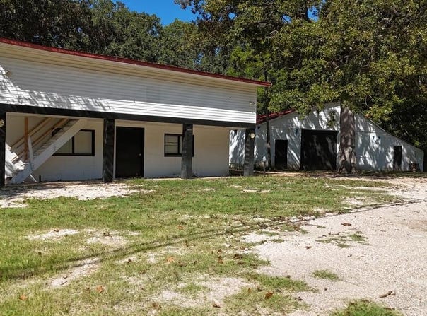 26295 US Highway 70, BRUCETON, TN 38317