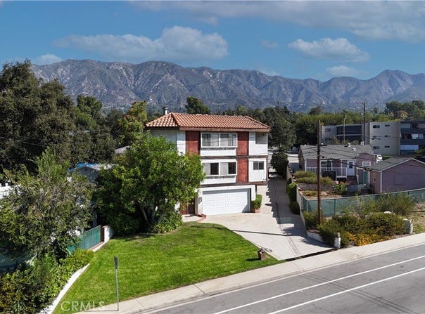 3206 Montrose Avenue, La Crescenta, CA 91214
